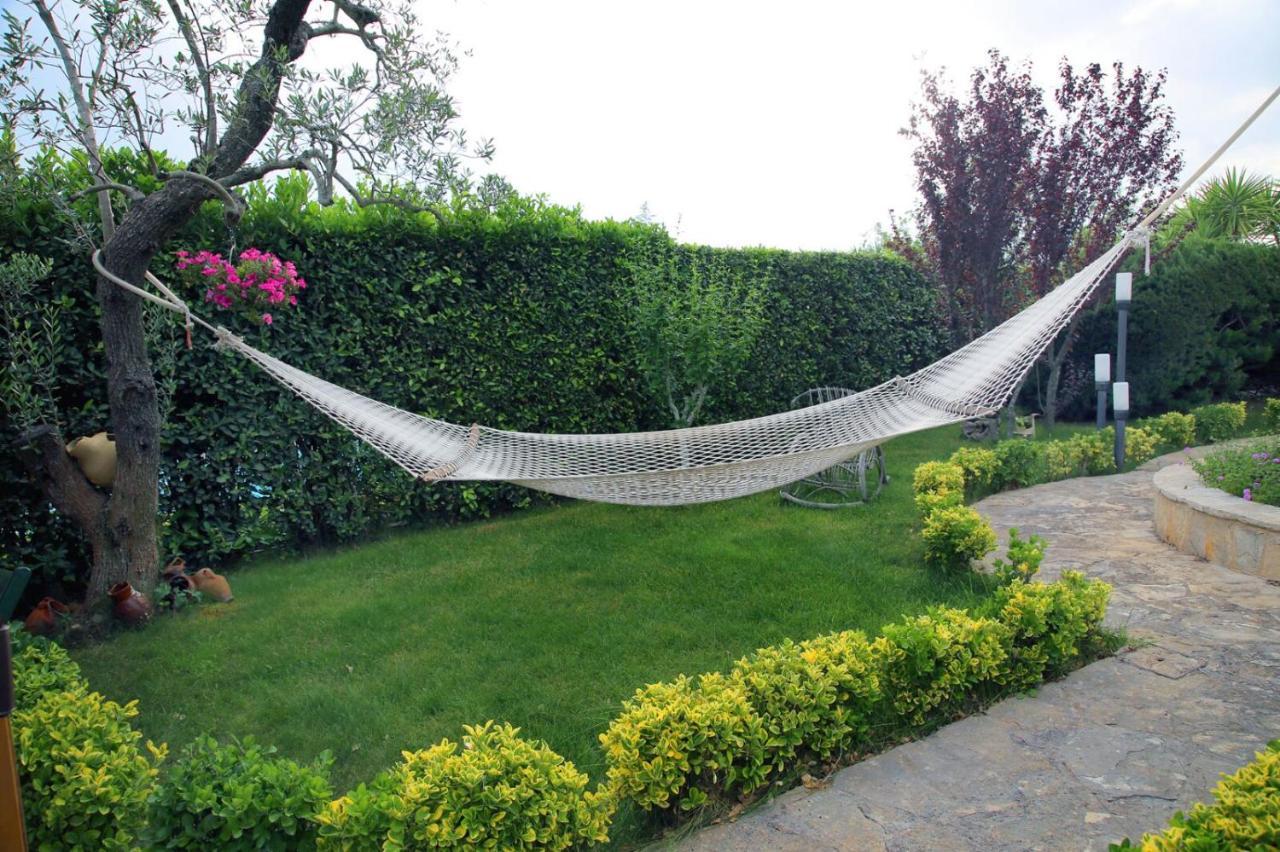 Trullo Al Monte Bed & Breakfast Ceglie Messapica Dış mekan fotoğraf